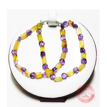 Vòng xâu hạt đá