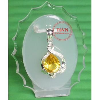 Mặt dây gắn đá Thạch Anh 11