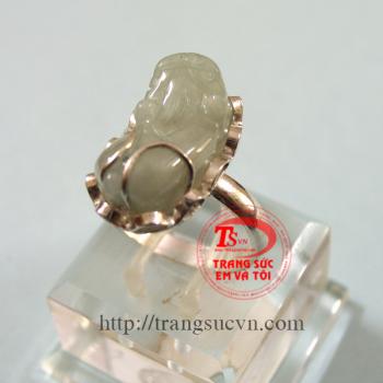 Nhẫn bạc gắn tỳ hưu màu trắng