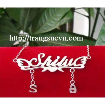  DÂY CHUYỀN MẶT CHỮ CHỈ VỚI 295K CHẤT LƯỢNG TỐT Dây chuyền bạc mặt chữ không chỉ là đồ trang sức mà còn có tác dụng tránh gió rất tốt. cho mọi người.  + Quý khách có thể chọn mặt dây theo mẫu hoặc có thể thiết kế