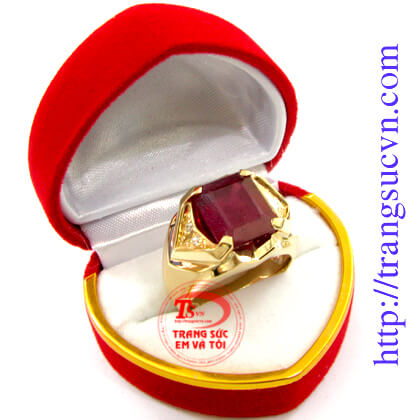 Chiếc nhẫn ruby nhẫn nam đá quý ruby thời trang đẳng cấp cho phái mạnh, mang lại sự sang trọng cũng như những may mắn trong công việc và cuộc sống. Sản phẩm kèm giấy kiểm định. 