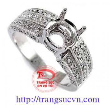 Vỏ nhẫn nam gắn kim cương thiên nhiên