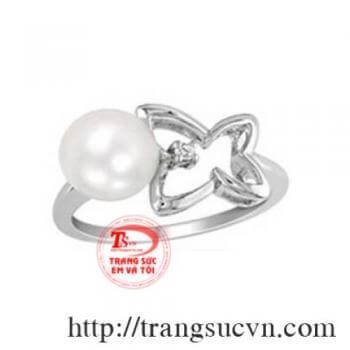Nhẫn ngọc trai