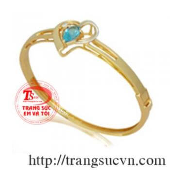 vòng tay gắn topaz