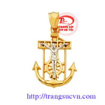 Mặt thánh giá nơi neo đỗi tình yêu