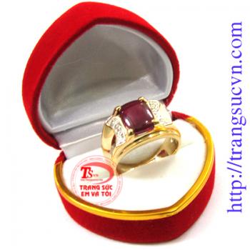 Nhẫn nam ruby đẹp Nhẫn nam ruby thiên nhiên có Giấy kiểm định đá quý và tem kiểm định Nhẫn nam vàng tây có kèm theo giấy kiểm định vàng.