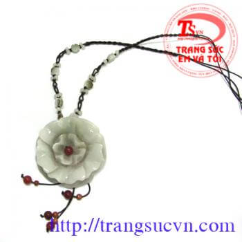 Hoa ngọc cẩm thạch, dây đeo