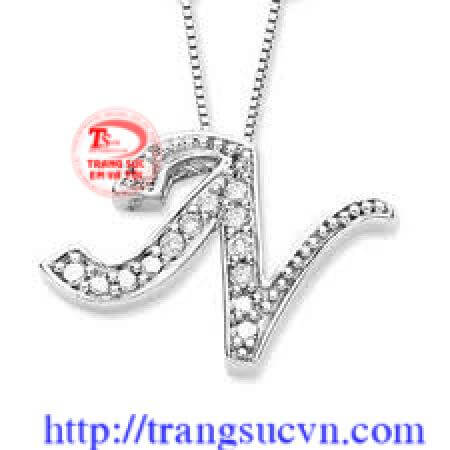 Mặt chữ J vàng trắng