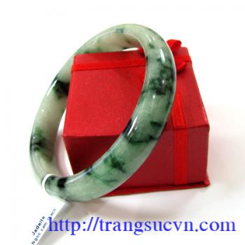 Vòng ngọc vân lạ