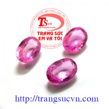 Saphire hồng