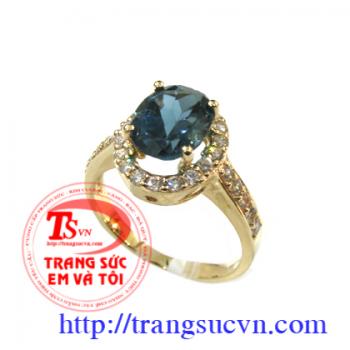 Saphire nhẫn nữ đẹp, phù hợp cho các bạn gái sử dụng trong các dịp quan trọng hoặc có thể đeo hằng ngày như một loại trang sức phong thủy.