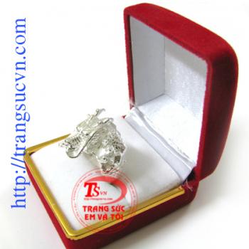 Nhẫn rồng nam