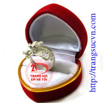 Nhẫn rồng cuộn