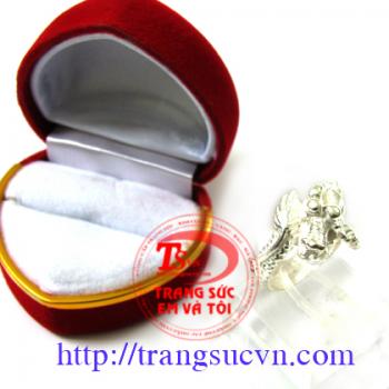 Nhẫn rồng cuộn