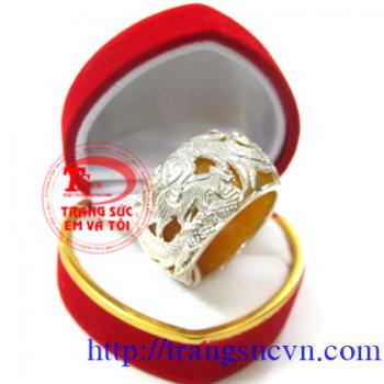Giá Nhẫn ngọc màu vàng bọc bạc rồng, Nhẫn ngọc màu vàng bọc bạc rồng Chât liệu chính nhan ngoc mau vang boc bac rong