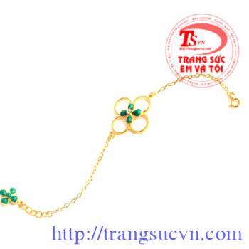 Lắc vàng gắn đá