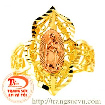 Bán Nhẫn khắc hình chúa,Đặt Nhẫn khắc hình chúa có giấy kiểm định Nhẫn khắc hình chúa bán toàn quốc Trangsucvn.com -Website chuyên Trang sức Nam Nữ. Vàng bạc, đá quý, ngọc. Có giấy kiểm định đá quý và vàng.