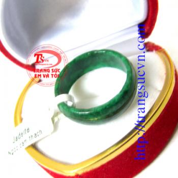 Nhẫn ngọc cho nữ