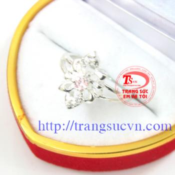 Nhẫn nữ đá thường