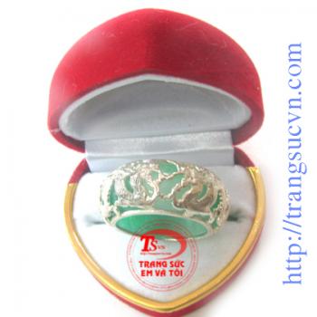 Gia Nhẫn Rồng đẹp|Bán Nhan Rong dep Giá rẻ nhất.Chấc liệu Nhẫn Rồng đẹp: Ngọc Cẩm Thạch.Bạc chạm rồng.Trangsucvn.com -Website Bán Trang Sức Nam Nữ.Bạc.Vàng.Đá quý Có Giấy Kiểm Định Đá Quý và Vàng.Đặt Hàng Tại Trang Sức Em Và Tôi Theo Yêu Cầu.Toàn Quốc