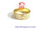 Nhẫn nam hoa văn cầu kỳ được chế tác trên chất liệu chính vàng 18k ( Sản phẩm có kèm theo giấy kiểm định vàng)