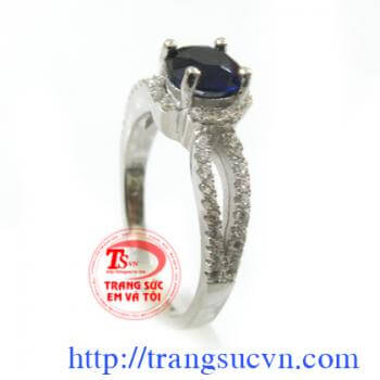 Nhẫn bạc kiểu kim cương