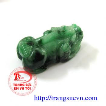 Tỳ hưu ngọc sơn thủy