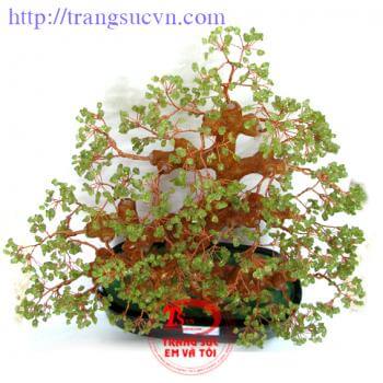 Cây đá peridot thiên nhiên