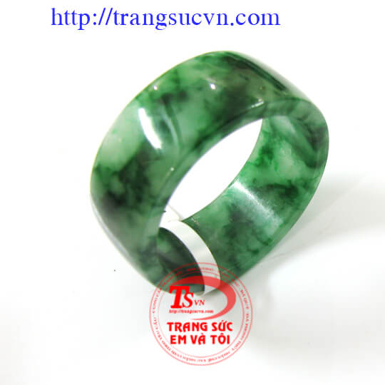 Jadeite-Ngọc cẩm thach,Nhẫn