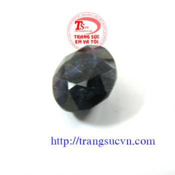 Đá Sapphire Lam đen
