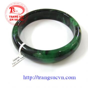 Vòng phỉ thúy sơn thủy