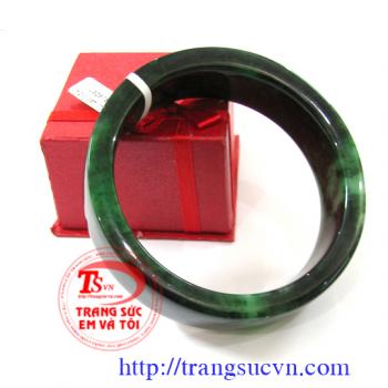 Vòng phỉ thúy vuông cao cấp