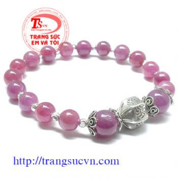 Ruby vòng tay cầu kỳ