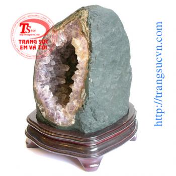 Bán Động thạch anh tím Braxinz,Giá Động thạch anh tím Braxinz giấy kiểm định Động thạch anh tím Braxinz bán toàn quốc Trangsucvn.com -Website chuyên Trang sức Nam Nữ. Vàng bạc, quý, ngọc. Có quý và vàng. Đặt hàng tại Sức Em Và Tôi theo yêu cầu