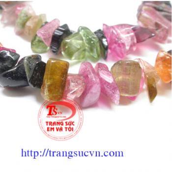 Bán Hạt Tuamalin nhiều hình dạng,Giá Hạt Tuamalin nhiều hình dạng Hạt Tuamalin nhiều hình dạng bán toàn quốc Trangsucvn.com -Website chuyên Trang sức Nam Nữ. Vàng bạc, quý, ngọc. Có quý và vàng. Đặt hàng tại Sức Em Và Tôi theo yêu cầu