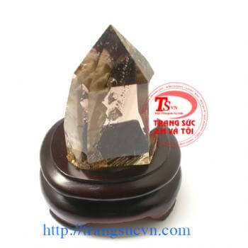 Tinh thể nặng 2 kg