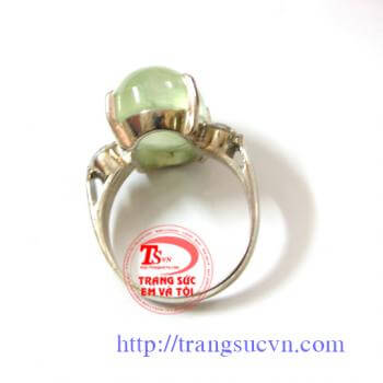 nhẫn đá màu xanh Prenit thiên nhiên