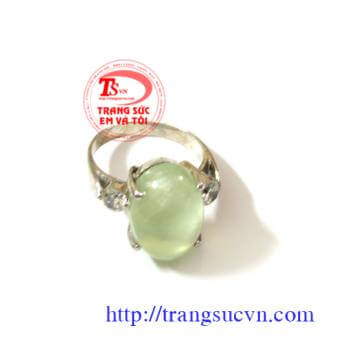 nhẫn đá màu xanh Prenit thiên nhiên