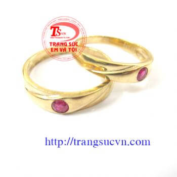 Bán Nhẫn cưới hồng ngọc,Giá Nhan cuoi hong ngoc Có giấy kiểm định® Nhẫn cưới hồng ngọc bán toàn quốc,đặt Nhan cuoi hong ngoc Trangsucvn.com -Website chuyên Trang sức Nam Nữ. Vàng bạc, quý, ngọc. Có quý và vàng. Đặt hàng tại Sức Em Và Tôi theo yêu cầu