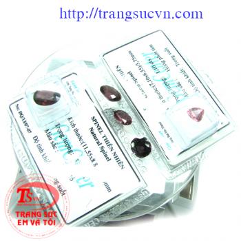 Bán Spinel tím-Ép vỉ-kiểm định,Giá Spinel tim-ep vi-kiem dinh Có giấy kiểm định® Spinel tím-Ép vỉ-kiểm định bán Spinel tim-ep vi-kiem dinh toàn quốc Trangsucvn.com -Website chuyên Trang sức Nam Nữ. Vàng bạc, quý, ngọc. Có quý và vàng. Đặt hàng tại Sức Em