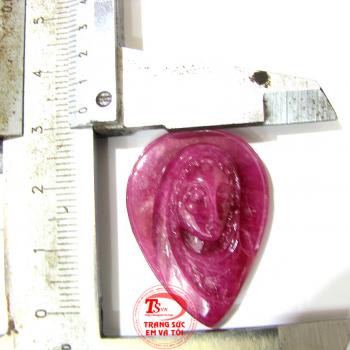 Mặt Đức Mẹ hình trái tim