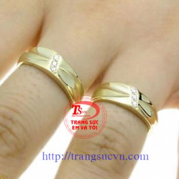 Nhẫn cưới kim cương-vàng tây