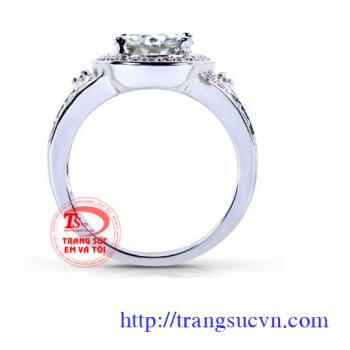 Nhẫn nữ vàng gắn Kim Cương thiên nhiên dành cho phái đẹp, đeo hợp thời trang và quý phái