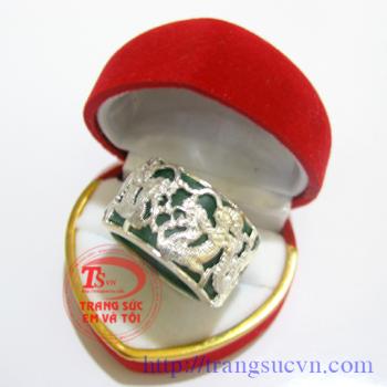 Nhẫn vuông bọc rồng