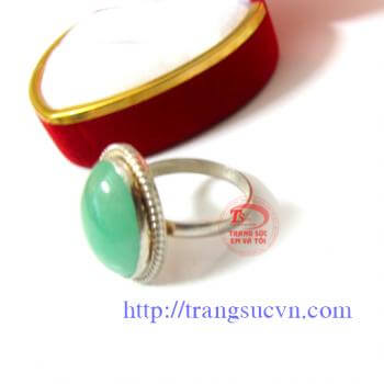 Nhẫn bạc nữ gắn ngọc giá rẻ