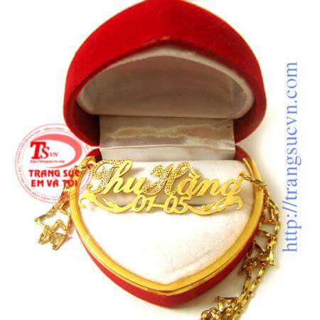 Sản phẩm dây chuyền mặt chữ rất phù hợp làm quà tặng trong các dịp sinh nhật, ngày kỷ niệm