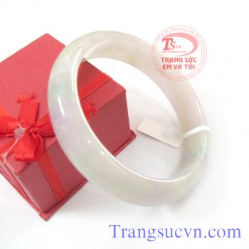 Vòng ngọc phỉ thúy trắng