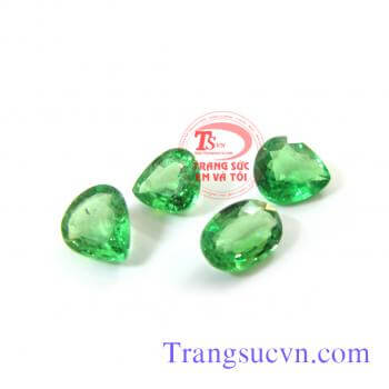  Bán Granat xanh,Giá Granat xanh Có giấy kiểm định® Granat xanh bán Granat xanh toàn quốc Trang Sức Em và Tôi chuyên Trang sức Nam Nữ.Vàng bạc,quý,ngọc.Đặt hàng theo yêu cầu