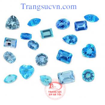 Nhẫn được chế tác trên chất liệu vàng trắng 14k, trọng lượng chỉ gắn đá topaz thiên nhiên màu xanh