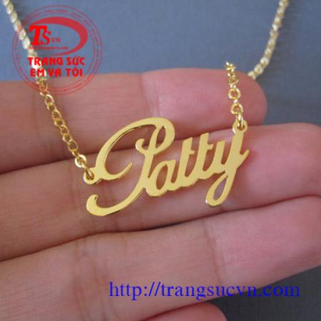 Sản phẩm dây chuyền mặt chữ rất phù hợp làm quà tặng trong các dịp sinh nhật, ngày kỷ niệm